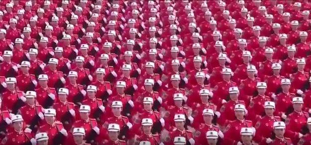 Çin kadın askerleriyle gövde gösterisi yaptı - Resim: 9